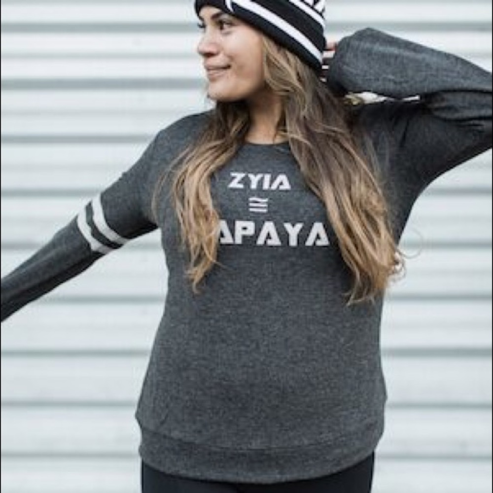 ZYIA active sweatshirt S M  EUC